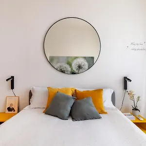 The House Of Dandelions - Duomo In 15min By Metro M3 , Milan Italy